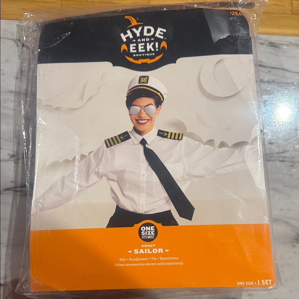 Hyde and Eek! Sailor Costume Set